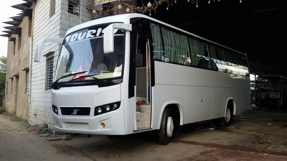 bus on hire in New delhi