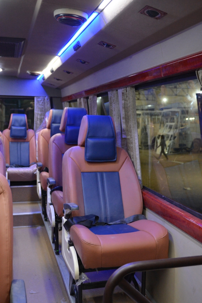 Luxury Bus Hire in Delhi, Bus on Rent